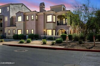 3935 E Rough Rider Rd in Phoenix, AZ - Building Photo - Building Photo