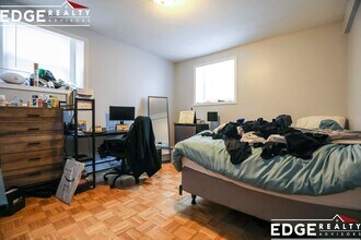 12 Sutherland Rd, Unit A in Boston, MA - Foto de edificio - Building Photo