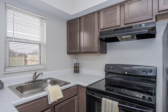 New Bridge Apartments in Columbus, OH - Foto de edificio - Building Photo
