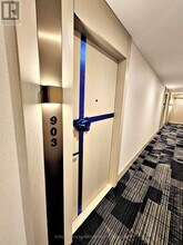 3006 William Cutmore Blvd in Oakville, ON - Building Photo - Building Photo