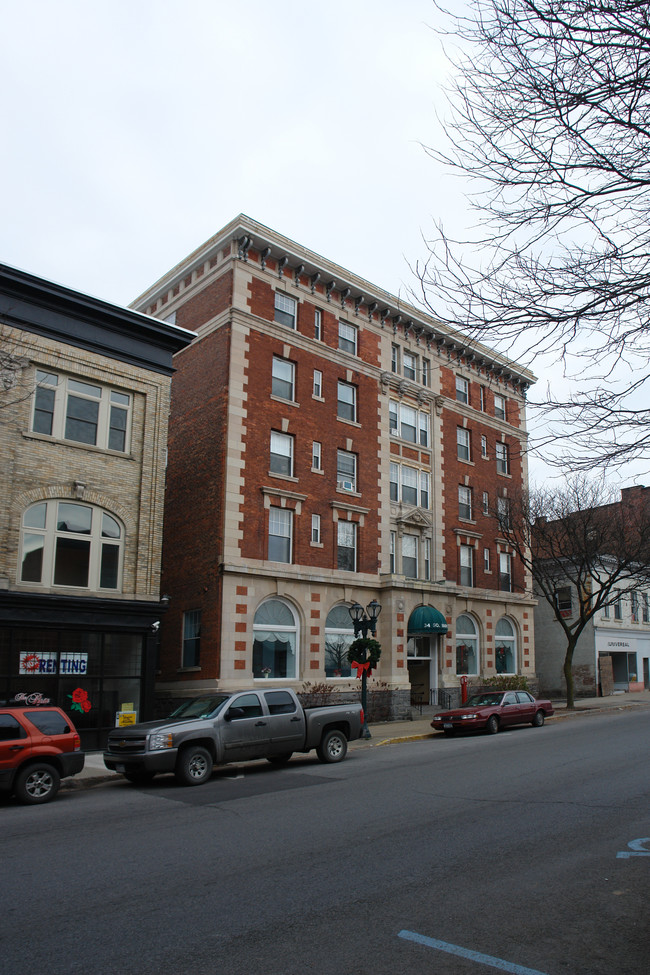 Kingsboro Apartments in Gloversville, NY - Building Photo - Building Photo