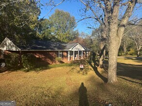 17 Bunny Hop Trail in Watkinsville, GA - Building Photo - Building Photo