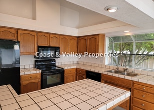 51445 White Oak Dr in King City, CA - Building Photo - Building Photo