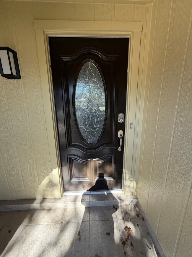 16914 Clan MacGregor Dr in Houston, TX - Building Photo - Building Photo