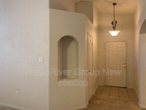 1117 Toscana Dr SE in Rio Rancho, NM - Building Photo - Building Photo