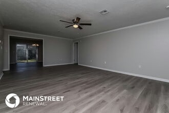 7900 Lightfoot Dr in New Port Richey, FL - Building Photo - Building Photo
