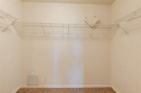 8015 Montague Manor Ln photo'