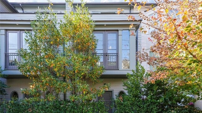 689 Fraser St SE in Atlanta, GA - Building Photo - Building Photo