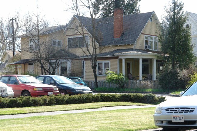 2317 W 3rd Ave in Spokane, WA - Building Photo - Building Photo