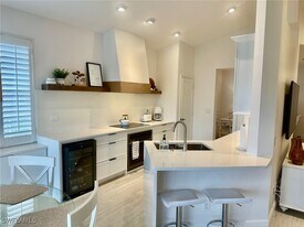 4510 Riverwatch Dr in Bonita Springs, FL - Building Photo