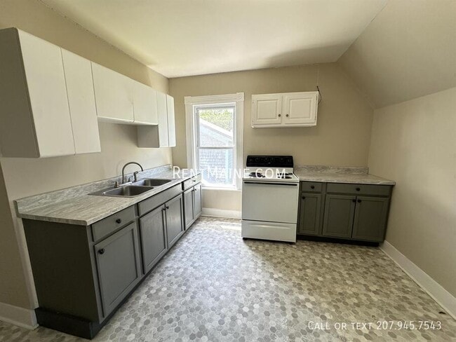 151 Fourth St