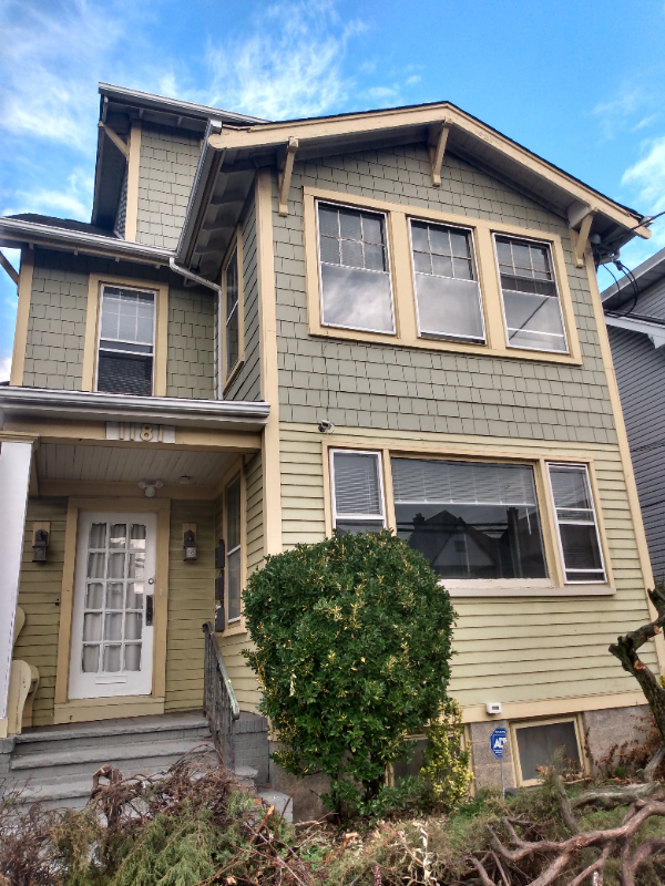 1181 Clinton Ave in Irvington, NJ - Foto de edificio - Building Photo