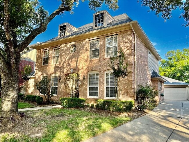 3823 Elkins Rd in Sugar Land, TX - Building Photo - Building Photo
