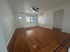 1839 Wiley St in Hollywood, FL - Building Photo - Building Photo