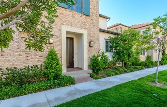 107 Dolci in Irvine, CA - Building Photo - Building Photo