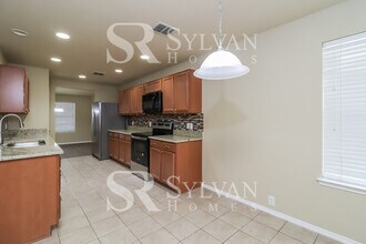 10409 Jaybird Dr in Fort Worth, TX - Building Photo - Building Photo