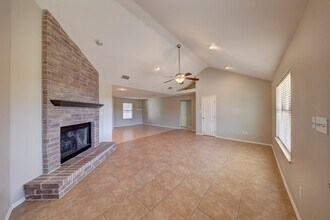 409 Alvin Dr in Kerrville, TX - Building Photo - Building Photo