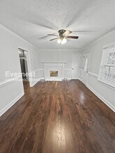 144 British Lake Dr in Greensboro, NC - Building Photo - Building Photo