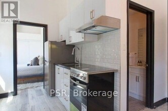260-260 Sherbourne St in Toronto, ON - Building Photo - Building Photo