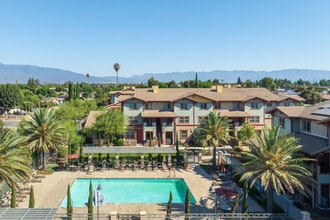 Rosena Fountains Apartments in Fontana, CA - Building Photo - Building Photo