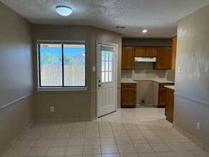 716 Long Ct in Cedar Hill, TX - Building Photo - Building Photo