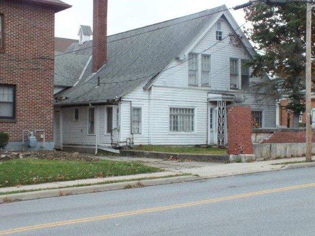 124 N Jameson Ave in Lima, OH - Foto de edificio - Building Photo