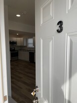 422 E Doxey St in Strafford, MO - Building Photo