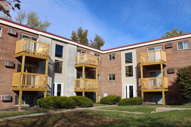 Wentworth Estates in Florence, KY - Building Photo - Building Photo