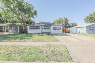 3817 25th St in Lubbock, TX - Building Photo - Building Photo