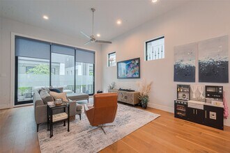 2608 Rusk St in Houston, TX - Building Photo - Building Photo