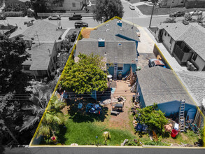 6039 W 86th Pl in Los Angeles, CA - Building Photo - Building Photo