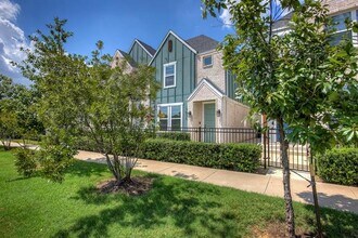 7672 Resting Mews in North Richland Hills, TX - Building Photo - Building Photo