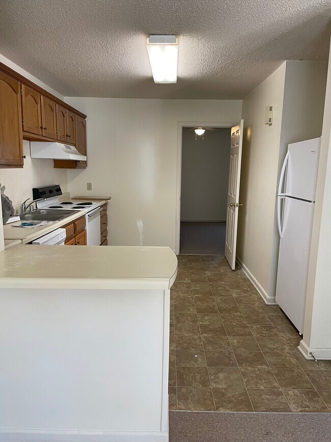 1700 Campbell St Apartments and Nearby Murray Apartments For Rent