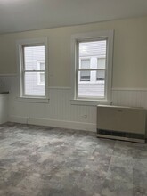 66 Green St in Biddeford, ME - Foto de edificio - Building Photo