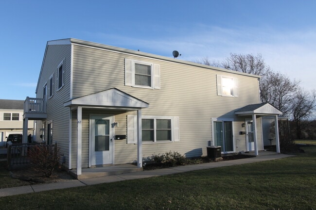 184 Betty Ct in Bartlett, IL - Foto de edificio - Building Photo