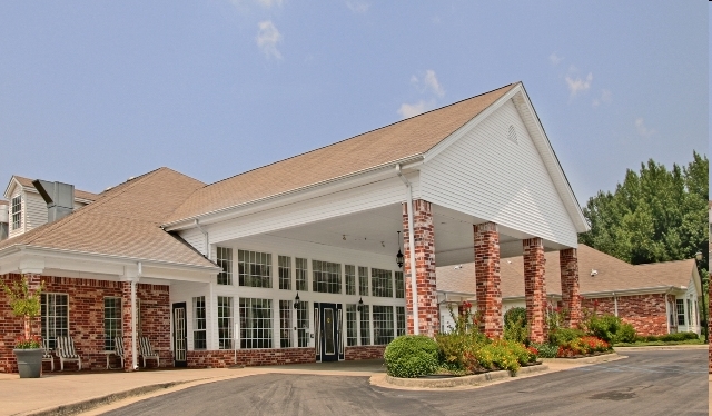 Bridgewood Gardens in Albertville, AL - Building Photo