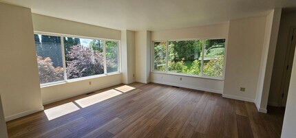 4838 NW Eldorado Blvd in Bremerton, WA - Foto de edificio - Building Photo