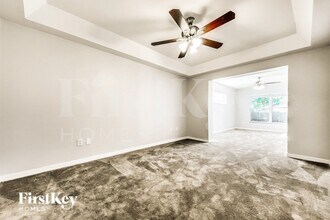 6017 Kiteridge Dr in Fish Hawk, FL - Building Photo - Building Photo