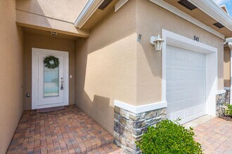 941 NE Trailside Run in Port St. Lucie, FL - Building Photo - Building Photo