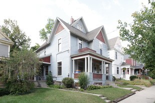 241 Henry Ave SE Apartments