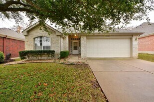 8505 Bobcat Dr in Round Rock, TX - Building Photo