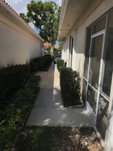 7909 SE Double Tree Dr in Hobe Sound, FL - Building Photo - Building Photo