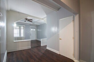 6008 Jefferson St, Unit First Floor in Philadelphia, PA - Foto de edificio - Building Photo