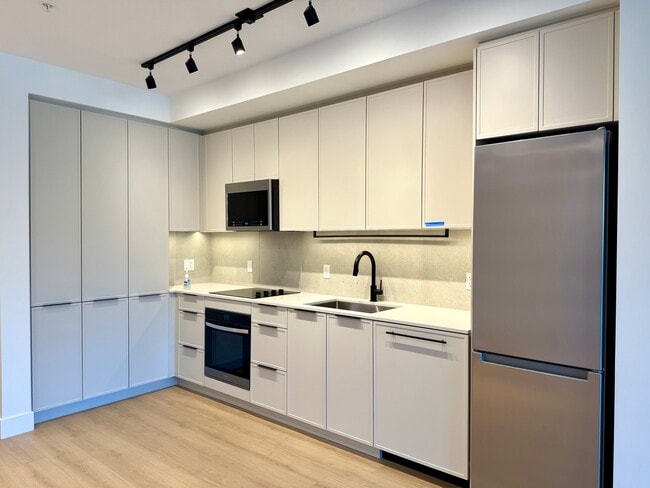 property at 3075 Murray St