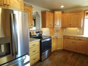 454 Race Rd in Richland, PA - Foto de edificio - Building Photo