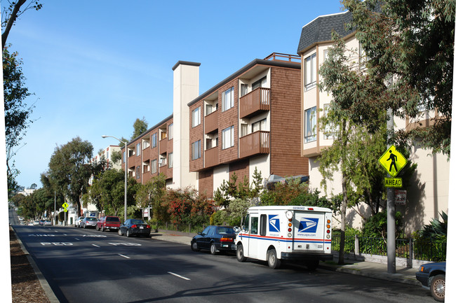 380 Monterey Blvd in San Francisco, CA - Building Photo - Building Photo