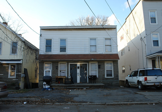 1693-1699 Carrie St in Schenectady, NY - Foto de edificio - Building Photo