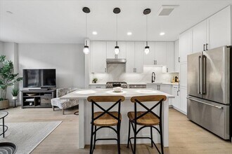 18 Artisan Dr in Salem, NH - Building Photo - Building Photo