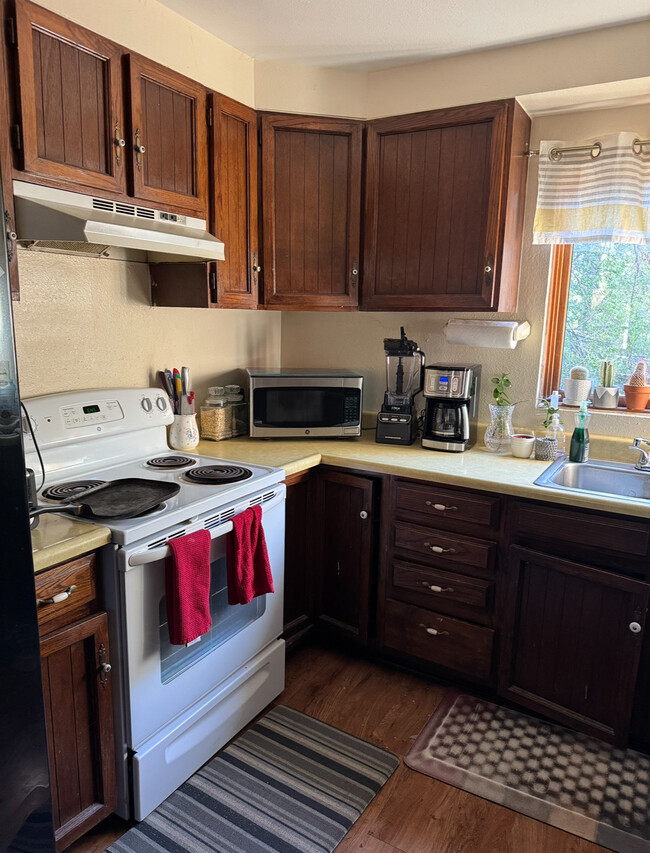 702 Midland Ave in Glenwood Springs, CO - Building Photo - Building Photo