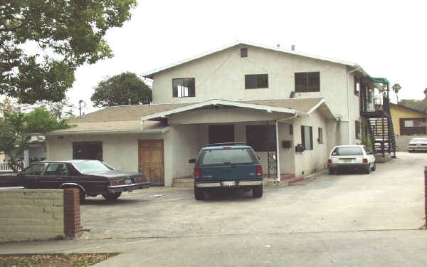 Gassen Apartments in Los Angeles, CA - Building Photo